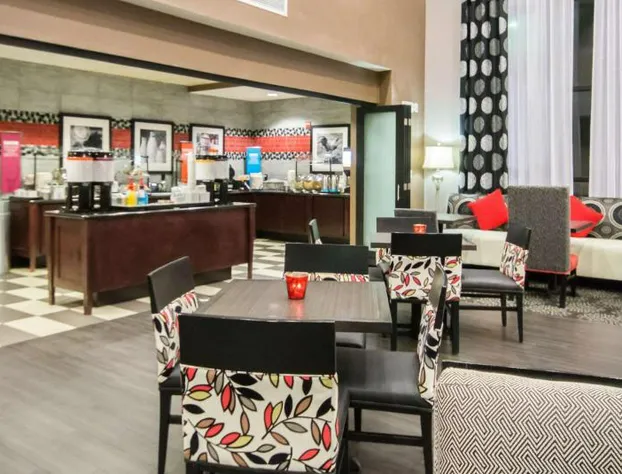 Hampton Inn & Suites Orlando-John Young Pkwy/S. Park hotel detail image 4