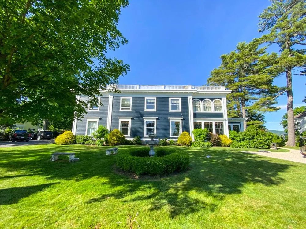 Gateways Inn & Restaurant hotel hero