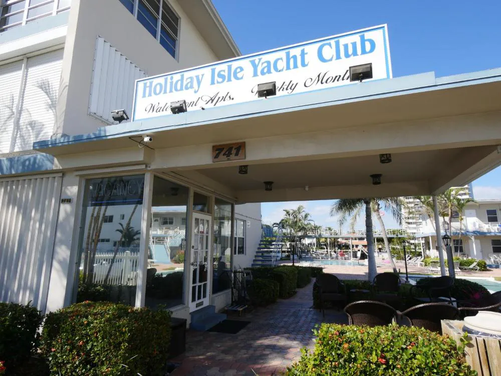 Holiday Isle Yacht Club hotel hero