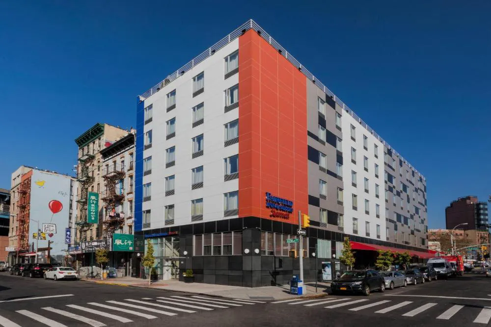 Fairfield Inn & Suites New York Manhattan/Downtown East hotel hero