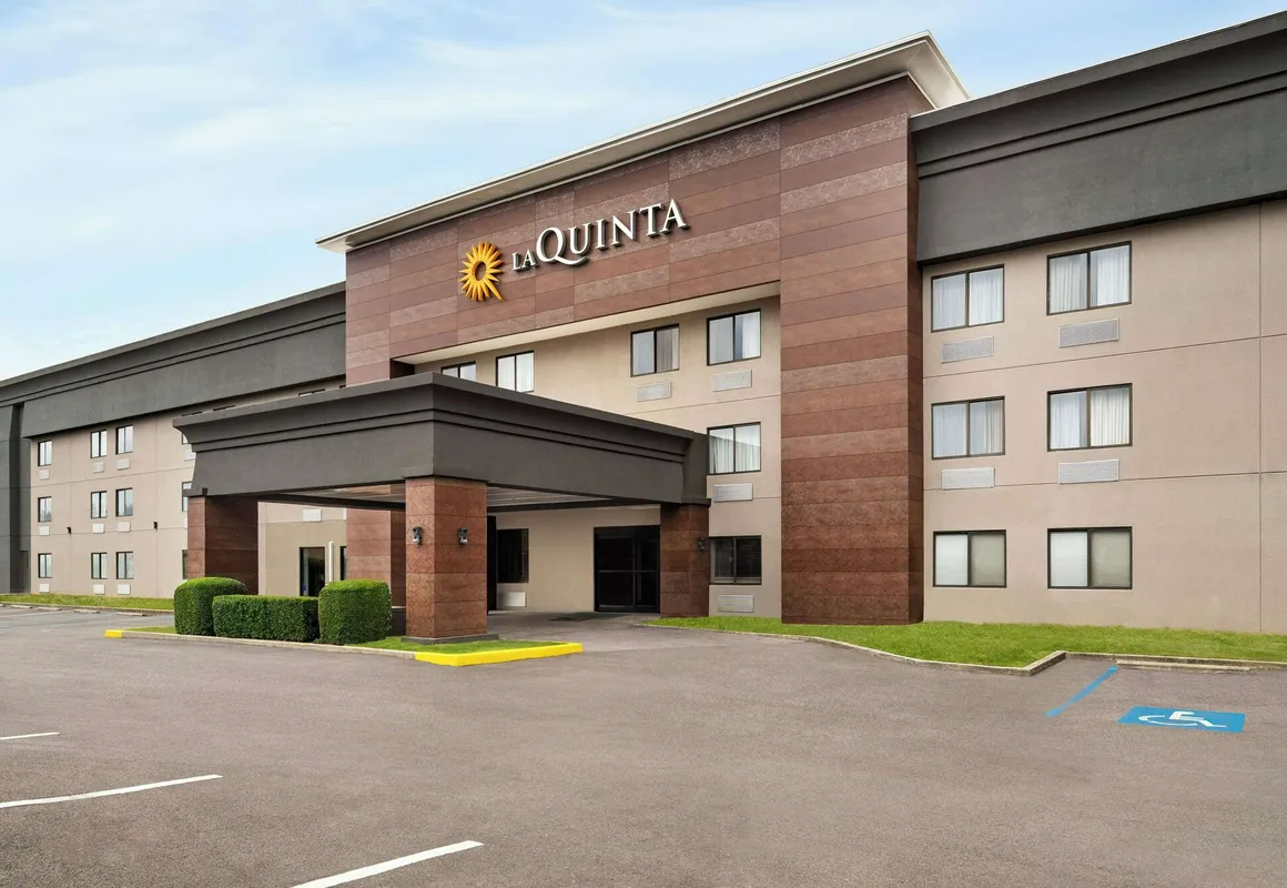 La Quinta Inn by Wyndham Birmingham - Inverness hotel hero