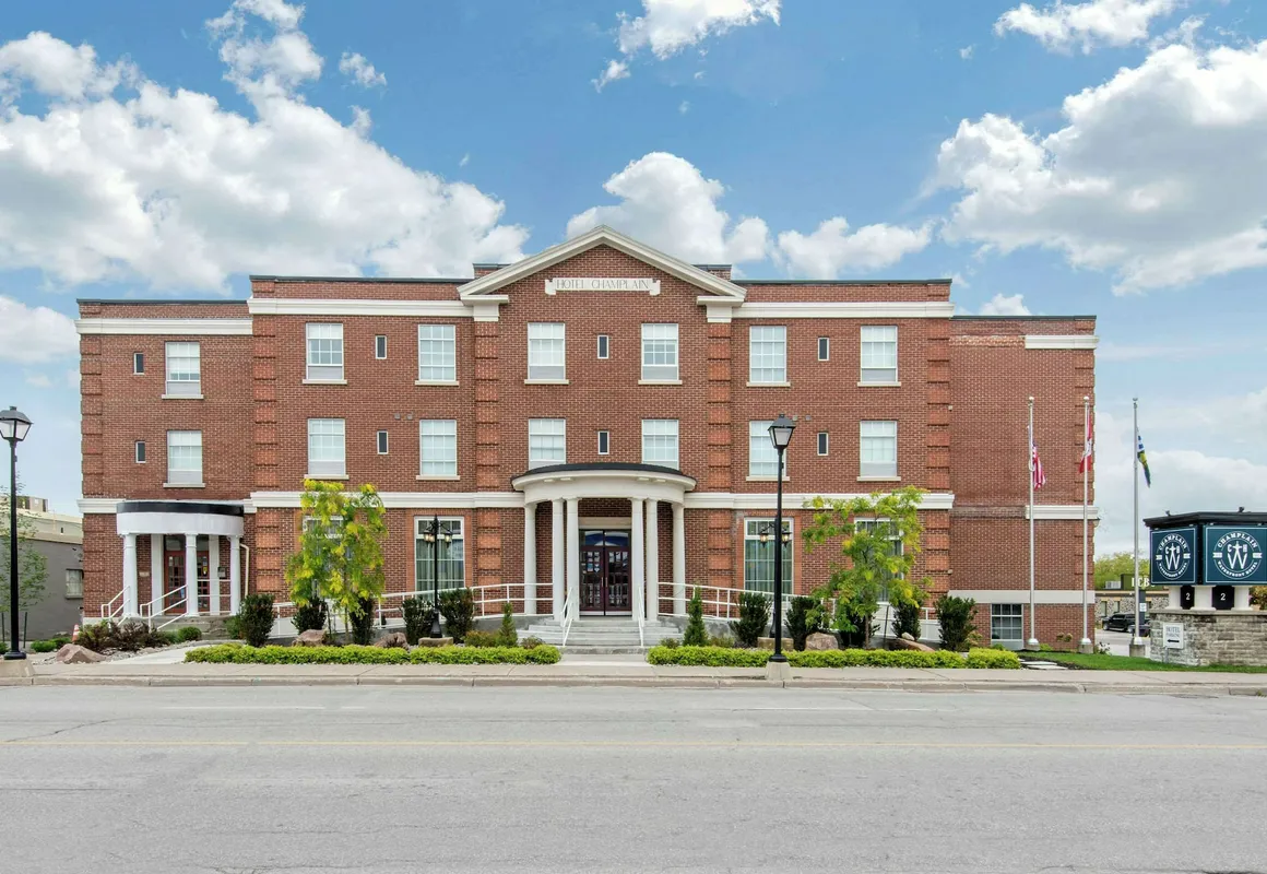 The Champlain Waterfront Hotel, an Ascend Collection Hotel hotel hero