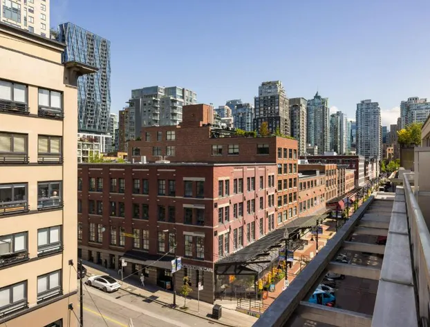 OPUS Hotel Vancouver hotel detail image 3