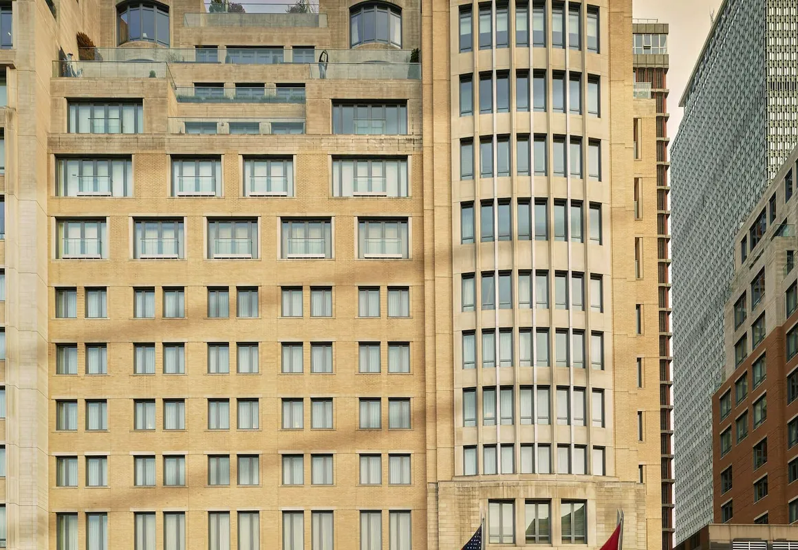 Mandarin Oriental, Boston hotel hero