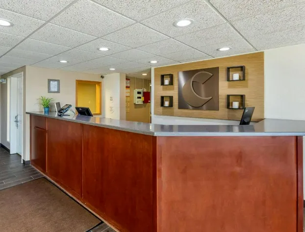 Comfort Inn & Suites Jackson - West Bend hotel detail image 3