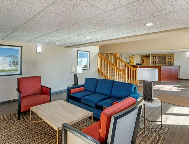 Comfort Inn & Suites Jackson - West Bend hotel detail image 4