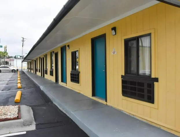 Americas Best Value Inn St. George, SC hotel detail image 4