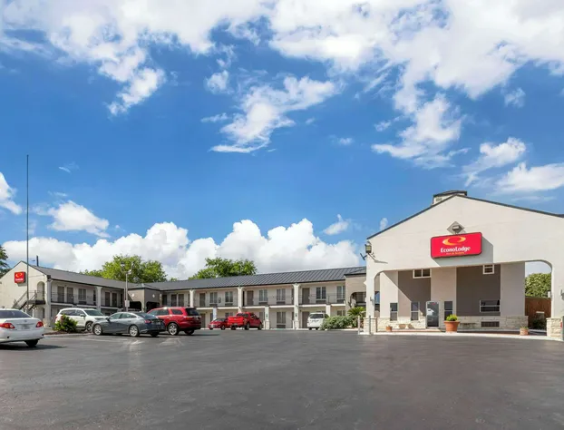 Econo Lodge Inn & Suites Near Lackland AFB hotel detail image 2