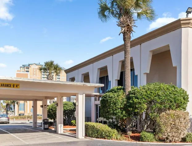 Ocean Crest Inn and Suites hotel detail image 1