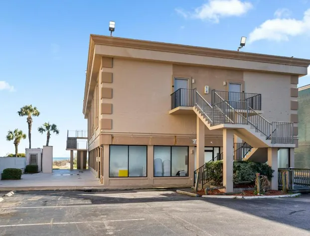 Ocean Crest Inn and Suites hotel detail image 2