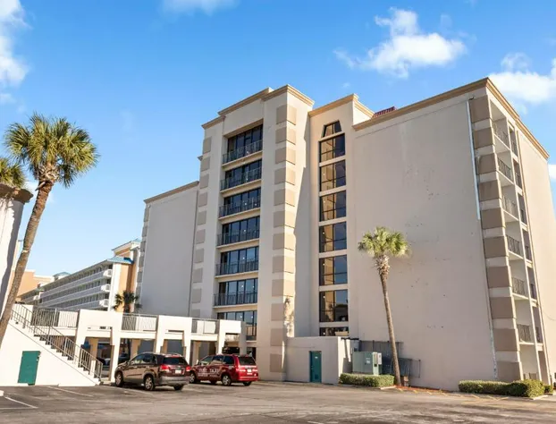 Ocean Crest Inn and Suites hotel detail image 4