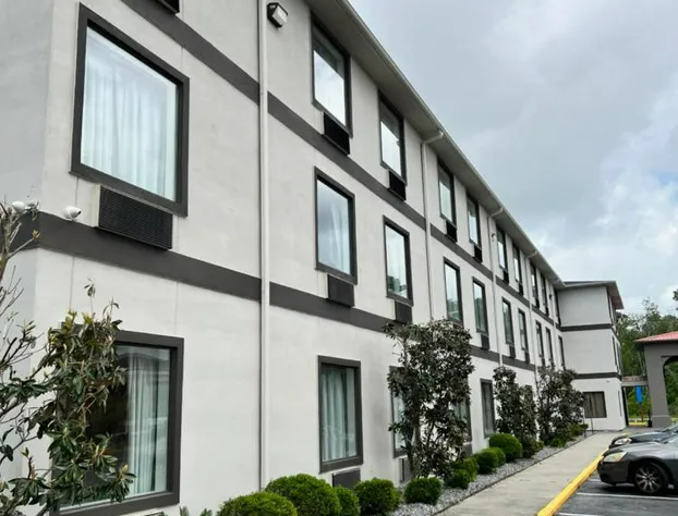 Quality Inn & Suites Biloxi - Ocean Springs hotel detail image 4