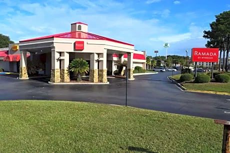 Ramada by Wyndham Savannah Gateway hotel detail image 1