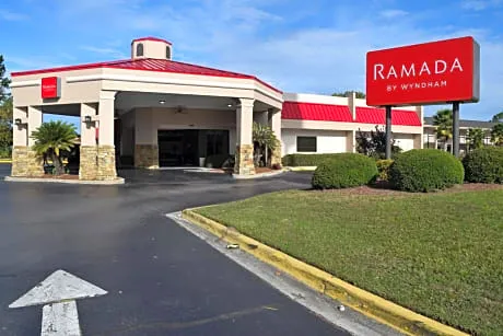 Ramada by Wyndham Savannah Gateway hotel detail image 3