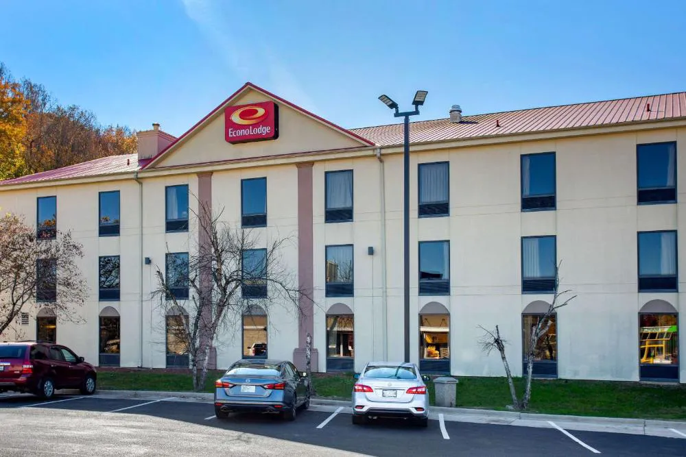 Econo Lodge Lookout Mountain hotel hero