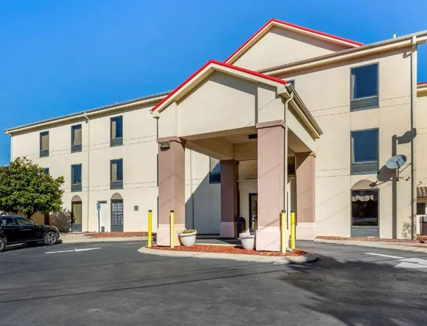 Econo Lodge Lookout Mountain hotel detail image 3