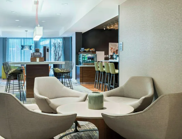 Courtyard by Marriott Sarasota Bradenton Airport hotel detail image 2