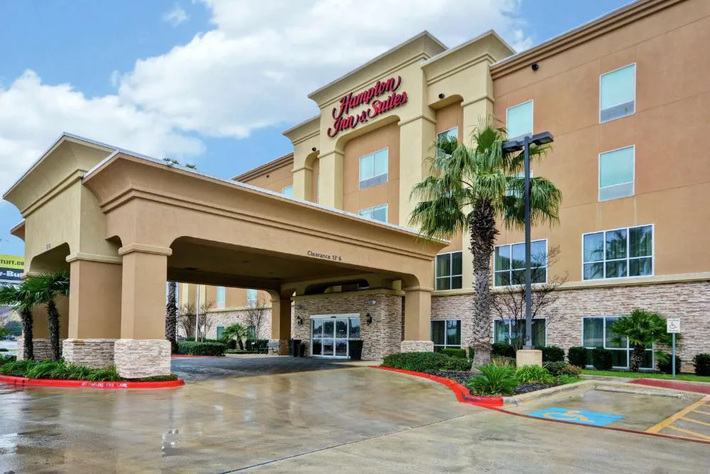 Hampton Inn & Suites San Antonio/Northeast I-35 hotel hero