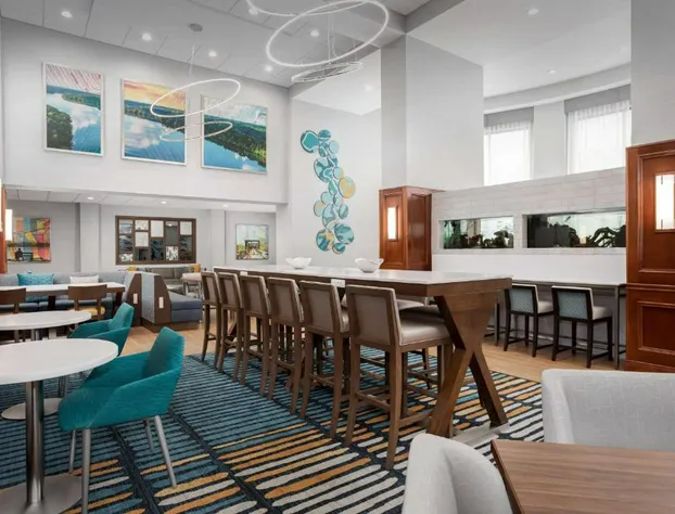 Hampton Inn & Suites ATL-Six Flags hotel detail image 3