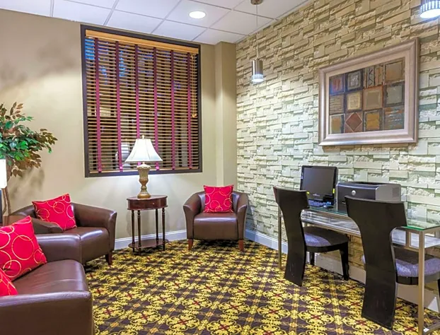 Ramada by Wyndham Jersey City hotel detail image 4