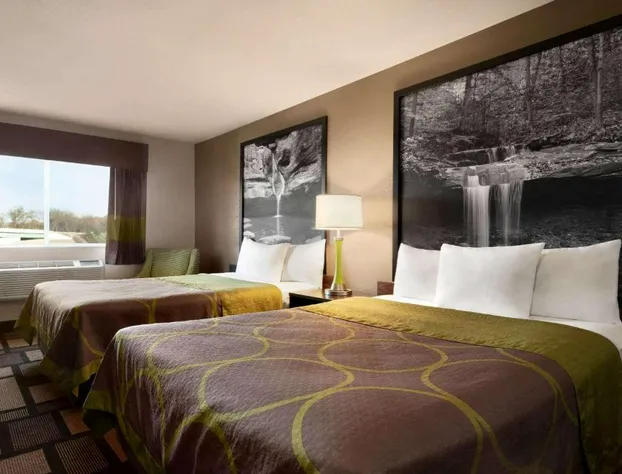 Super 8 by Wyndham Akron S/Green/Uniontown OH hotel detail image 3