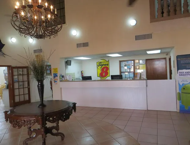 Super 8 by Wyndham South Padre Island hotel detail image 3