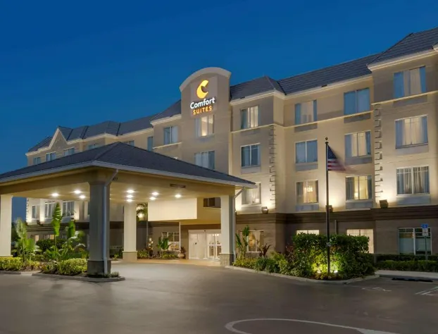 Comfort Suites Near Universal Orlando Resort hotel detail image 3