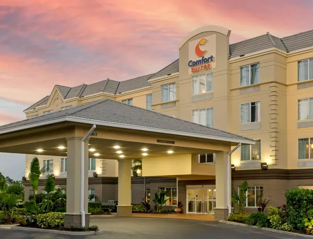 Comfort Suites Near Universal Orlando Resort hotel detail image 2