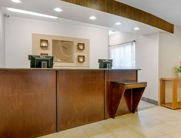 Comfort Suites Near Universal Orlando Resort hotel detail image 4