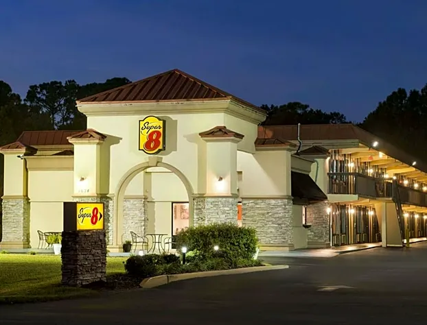 Super 8 by Wyndham Ormond Beach hotel detail image 4