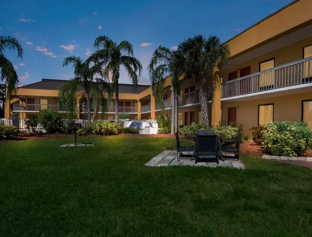 SureStay Hotel by Best Western St. Pete Clearwater Airport hotel detail image 4