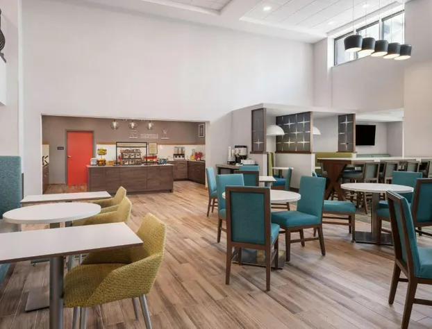 Hampton Inn & Suites Fort Myers Beach/Sanibel Gateway hotel detail image 4