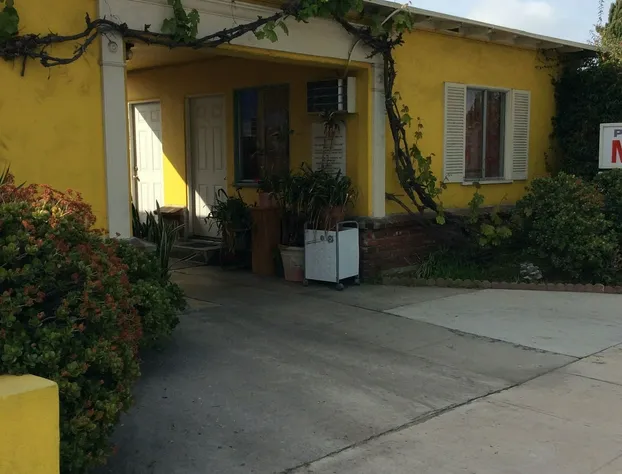 Pavilions Motel hotel detail image 3