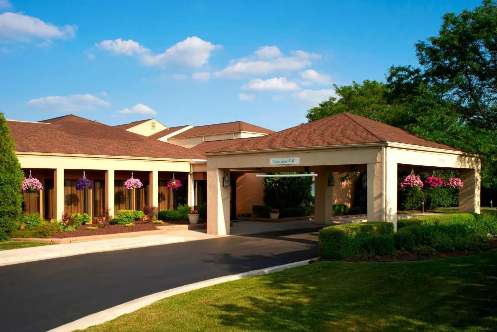 Courtyard by Marriott Detroit Dearborn hotel hero