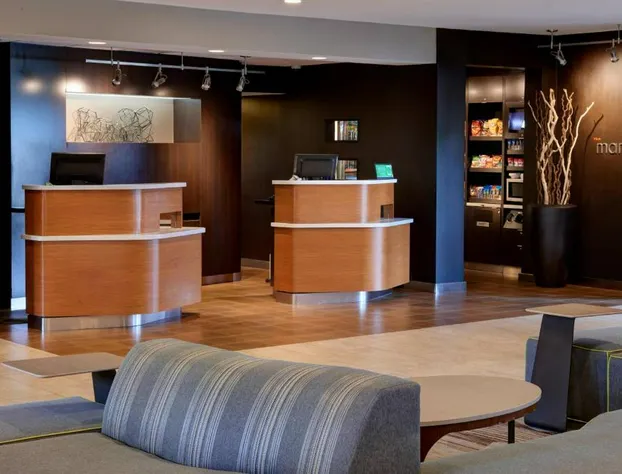 Courtyard by Marriott Detroit Dearborn hotel detail image 2