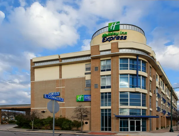 Holiday Inn Express San Antonio Rivercenter Area by IHG hotel detail image 2