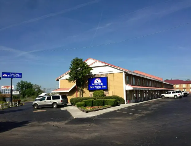 Americas Best Value Inn Tulsa at I-44 hotel detail image 3