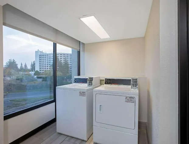 La Quinta Inn & Suites by Wyndham Rancho Cordova Sacramento hotel detail image 4