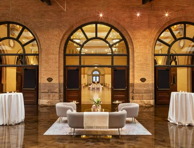 Renaissance Minneapolis Hotel, The Depot hotel detail image 3