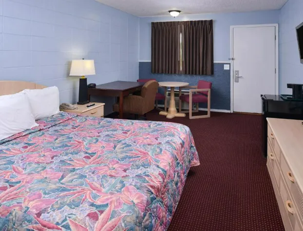 Americas Best Value Inn & Suites Branson - Near the Strip hotel detail image 3