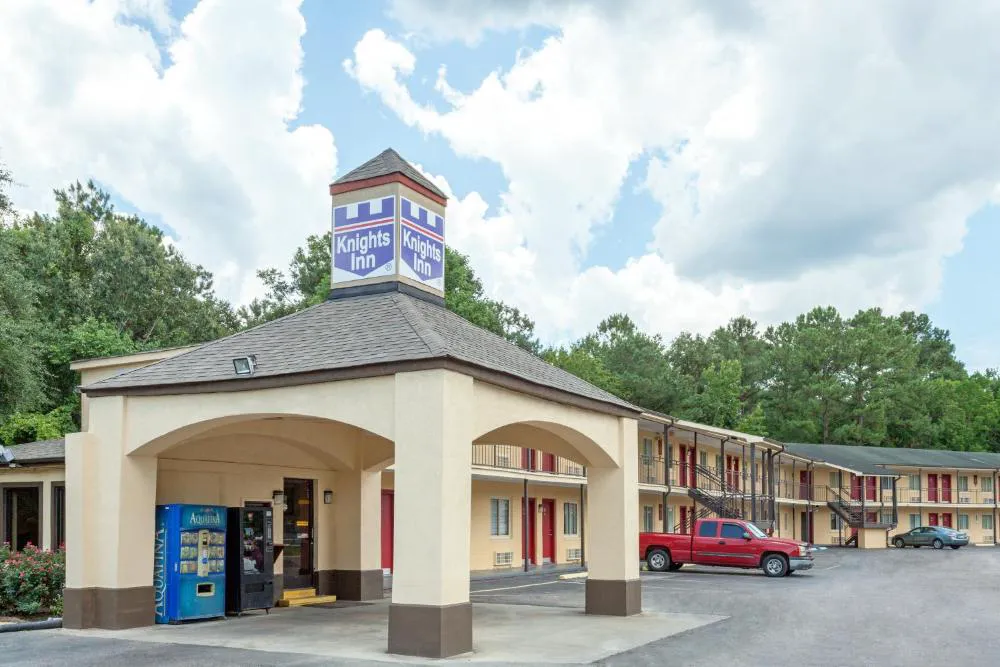 Knights Inn Yemassee hotel hero