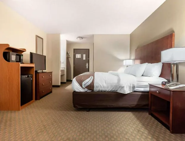 Quality Inn Hays I-70 hotel detail image 4