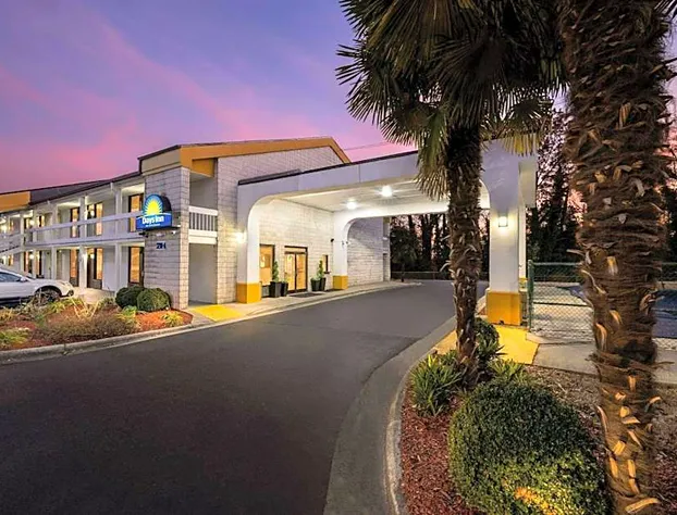 Days Inn by Wyndham Raleigh Midtown hotel detail image 2