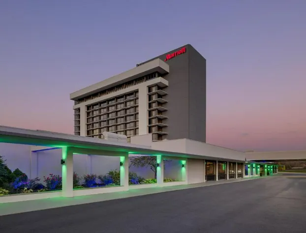 Marriott Saddle Brook hotel detail image 1