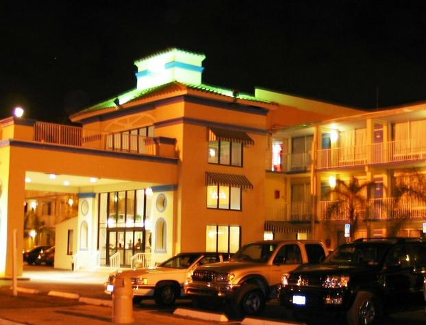 Howard Johnson by Wyndham Tropical Palms Kissimmee hotel detail image 2
