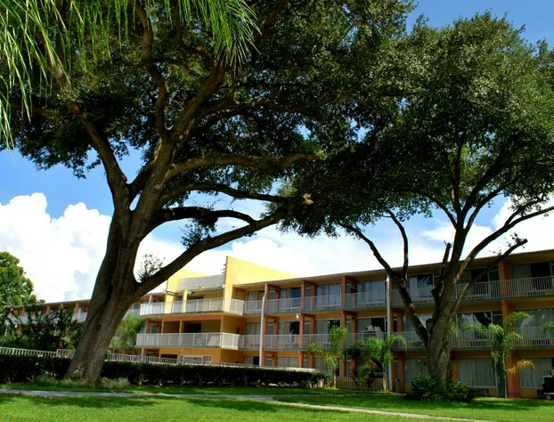 Howard Johnson by Wyndham Tropical Palms Kissimmee hotel detail image 3