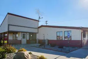 FairBridge Inn Express Battle Creek hotel hero