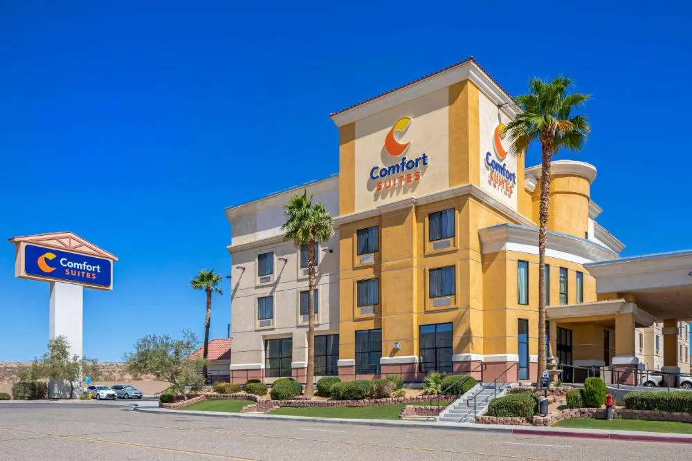 Comfort Suites Barstow near I-15 hotel hero