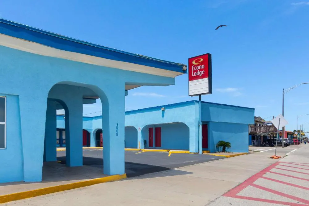 Econo Lodge Galveston Seawall hotel hero