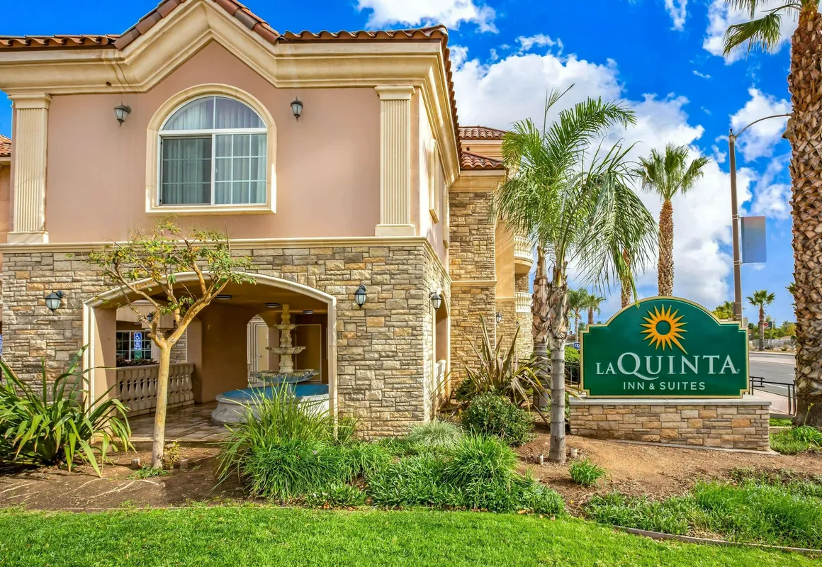 La Quinta Inn & Suites by Wyndham Moreno Valley hotel hero